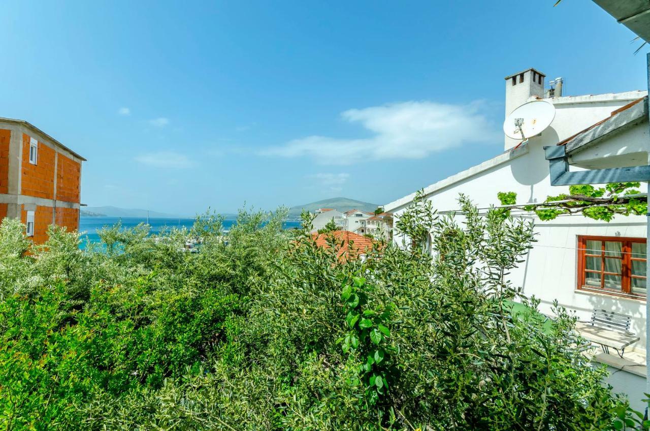 Apartment Dory Trogir Exterior photo